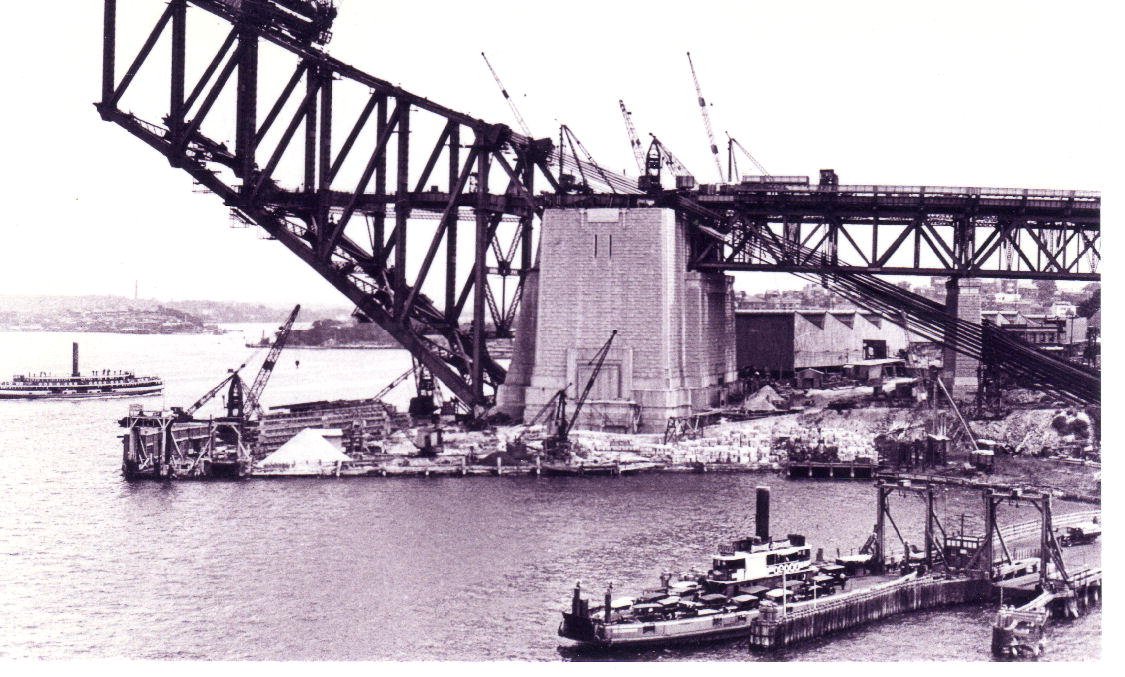 Sydney car ferry KOOROONGABA at Jeffrey Street ramp, Milsons Point (c. 1929)