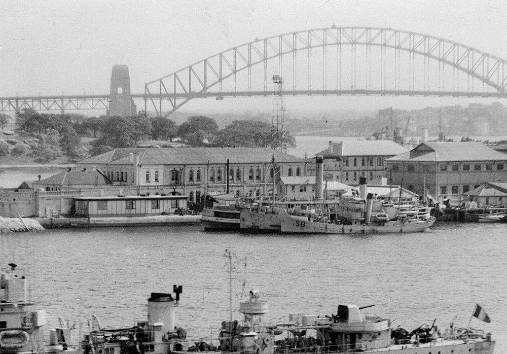 Former Sydney ferry KUTTABUL at Garden Island with two navy anti-submarine trawlers, including HMAS SAMUEL BENBOW, Potts Point (c. 1942)