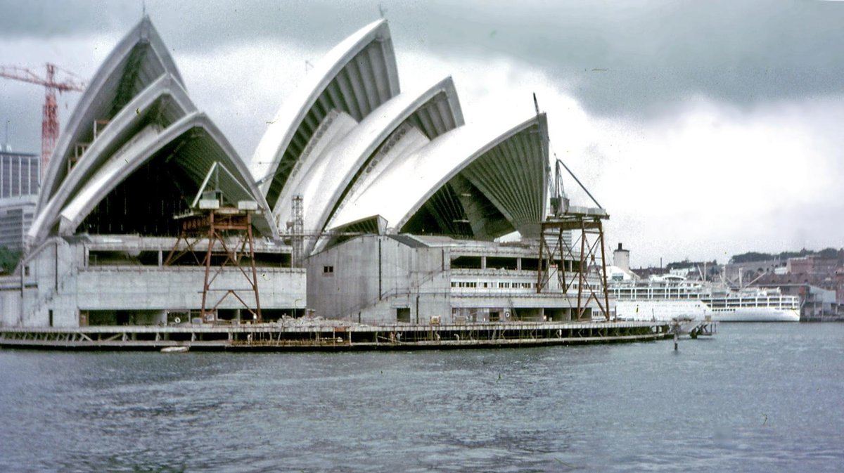 Sydney Opera House construction 1968, Sydney city centre