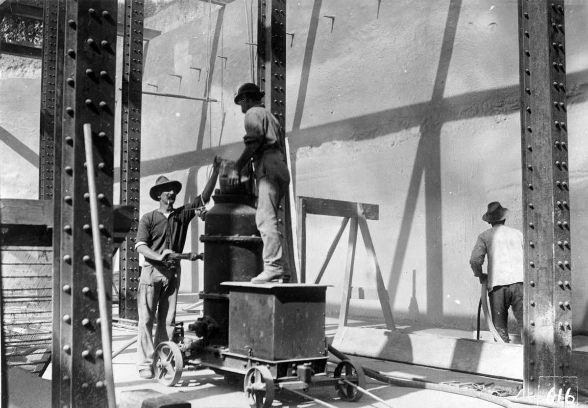 Early cement gun Sydney Water Photograph Collection A-00069917 (1914)