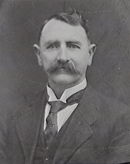 Portrait of Alderman Michael Burke, Municipal Council of the City of Sydney, 1916, Unique ID A-00041191