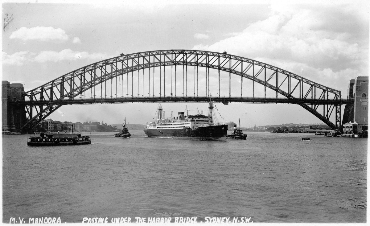 Sydney ferry Lady Hampden and TSMV Manoora, 1932–40