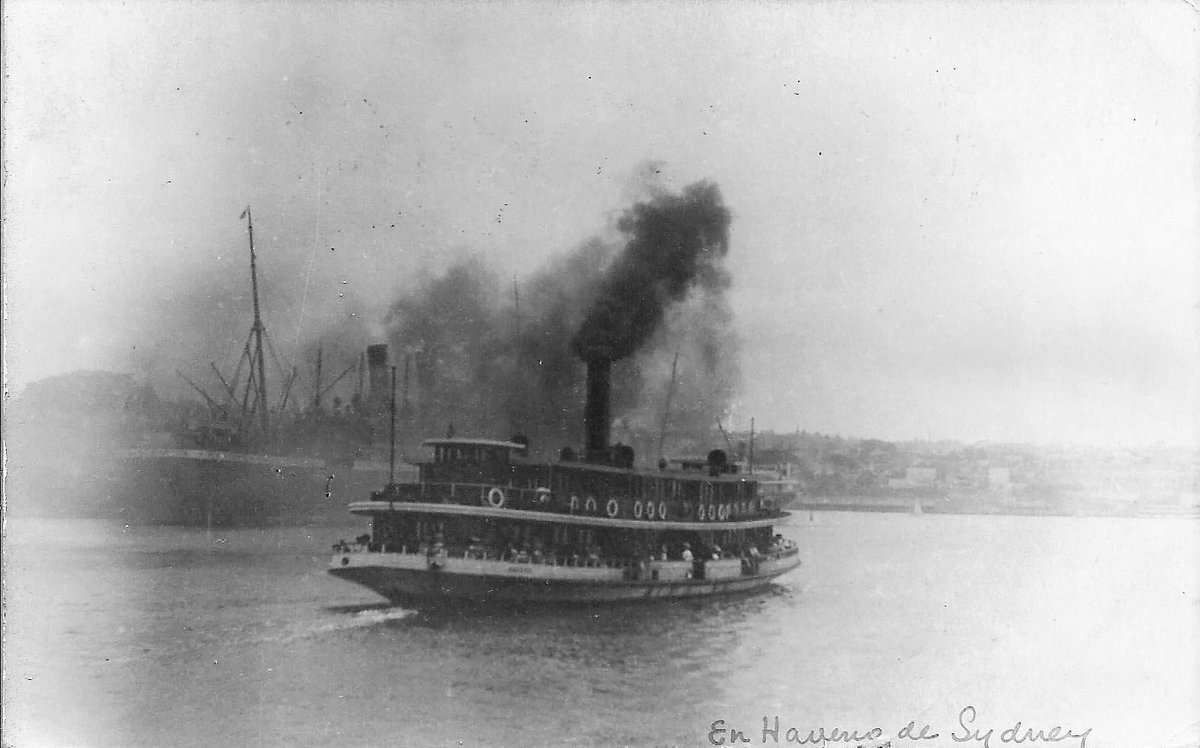 Sydney K-class ferry in Circular Quay (c. 1920)