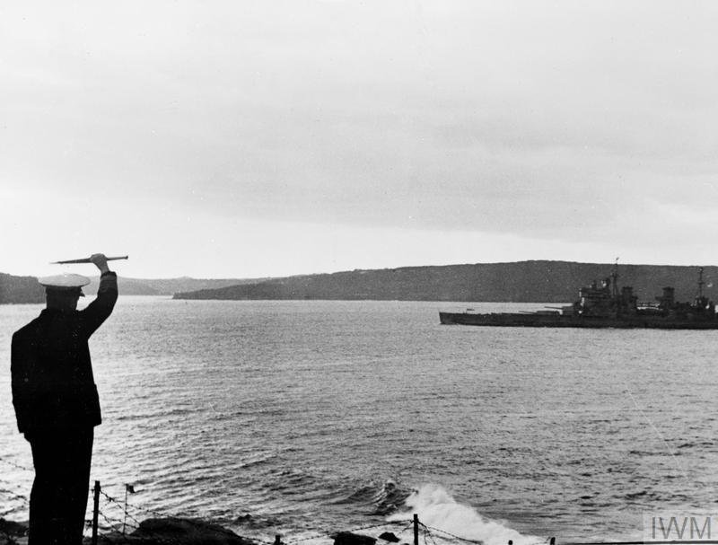 Admiral Bruce Fraser welcoming HMS Duke of York to Sydney, Sydney Harbour (1945)