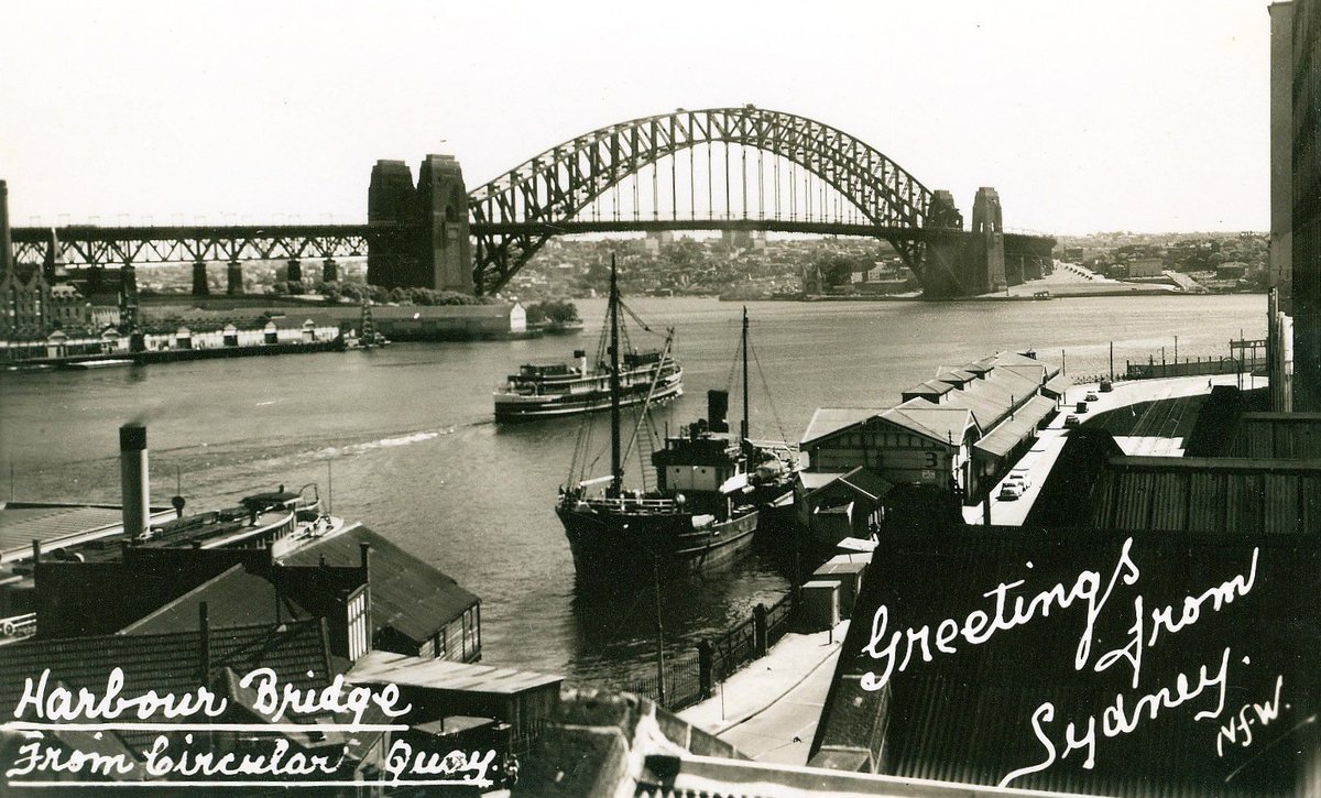 Sydney ferry BELLUBERA leaves Sydney Cove, Circular Quay (1938)