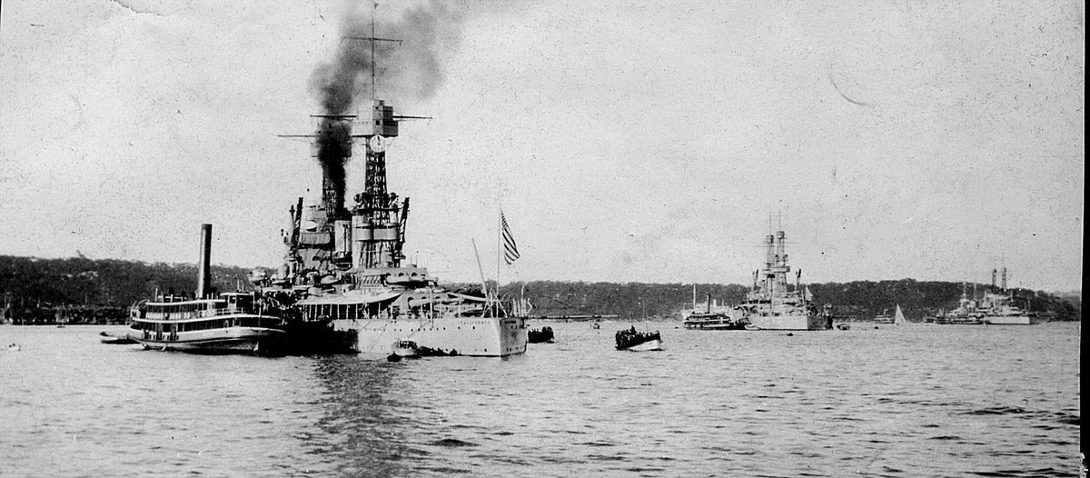 Sydney ferry KUTTABUL and Battleship USS CALIFORNIA (1925)