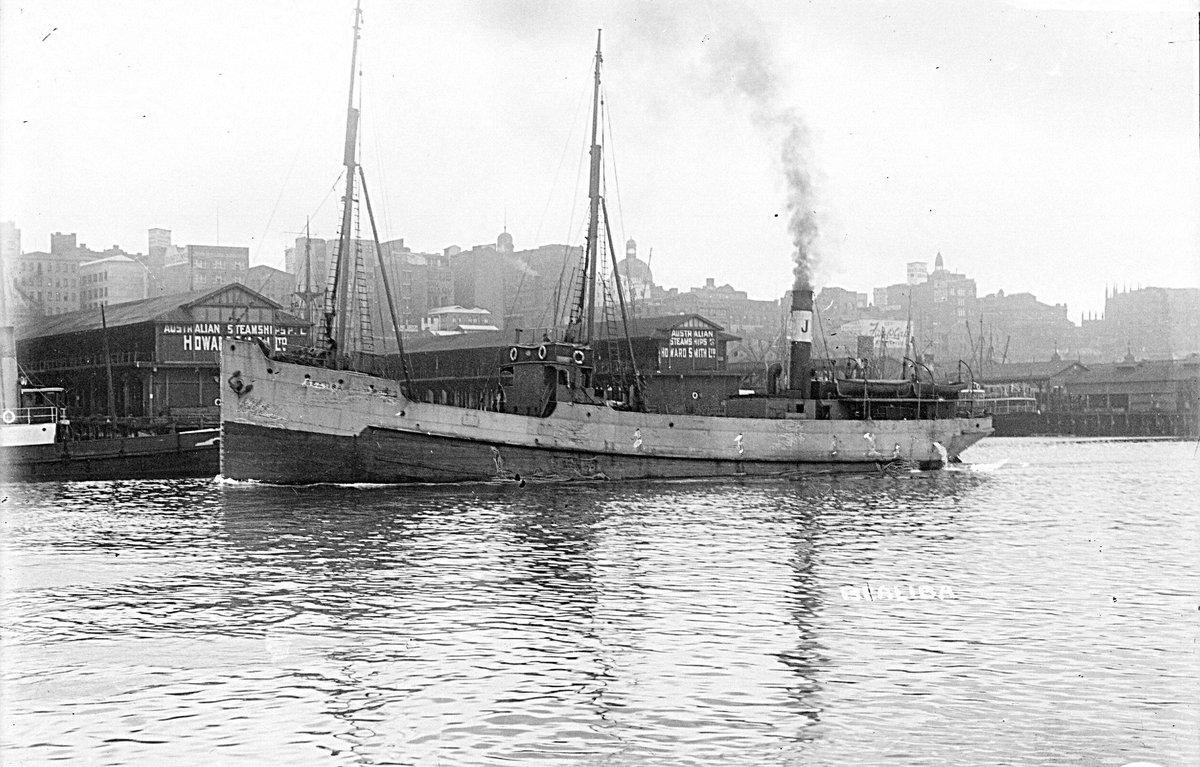 Bealiba leaving Darling Harbour, 1930s (Graeme Andrews, City of Sydney Archives) (1929)