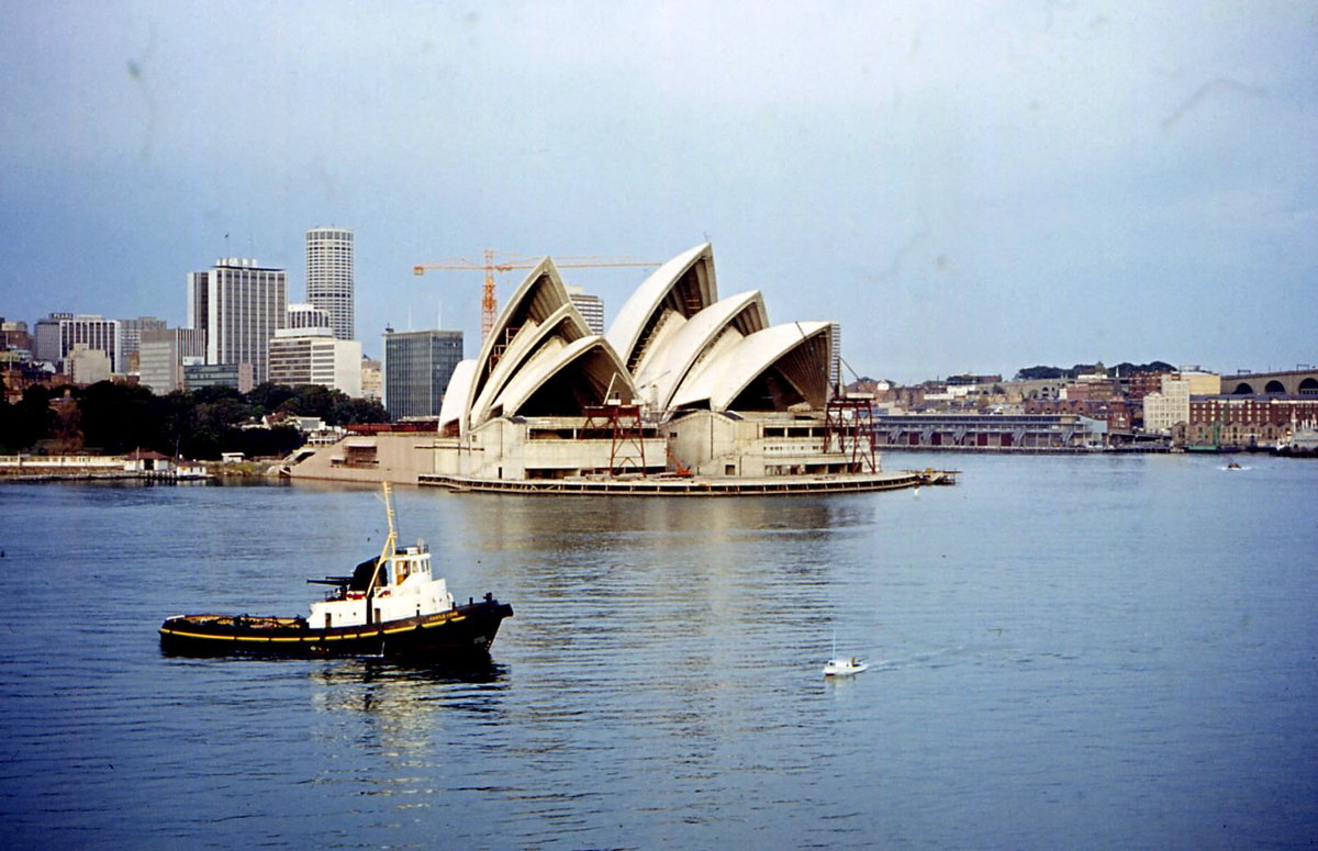 68-009 Entering Sydney Harbour 1968