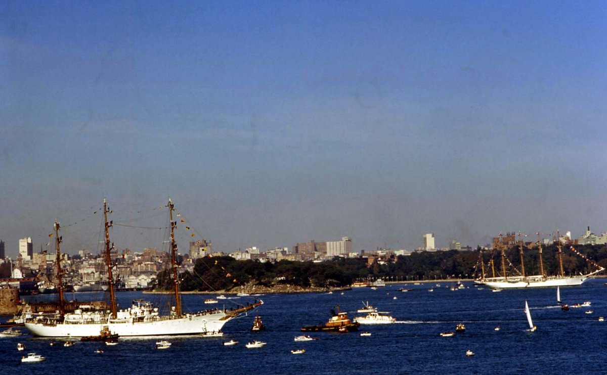 70-692 Captain Cook bi-centenary, Sydney 1970, Sydney Harbour