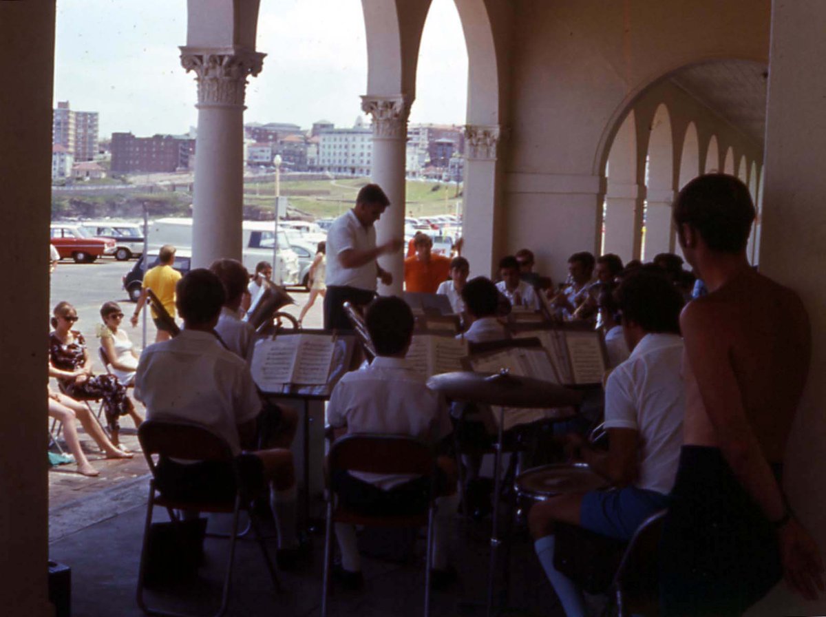 71-713 Bondi Beach, Sydney 1971