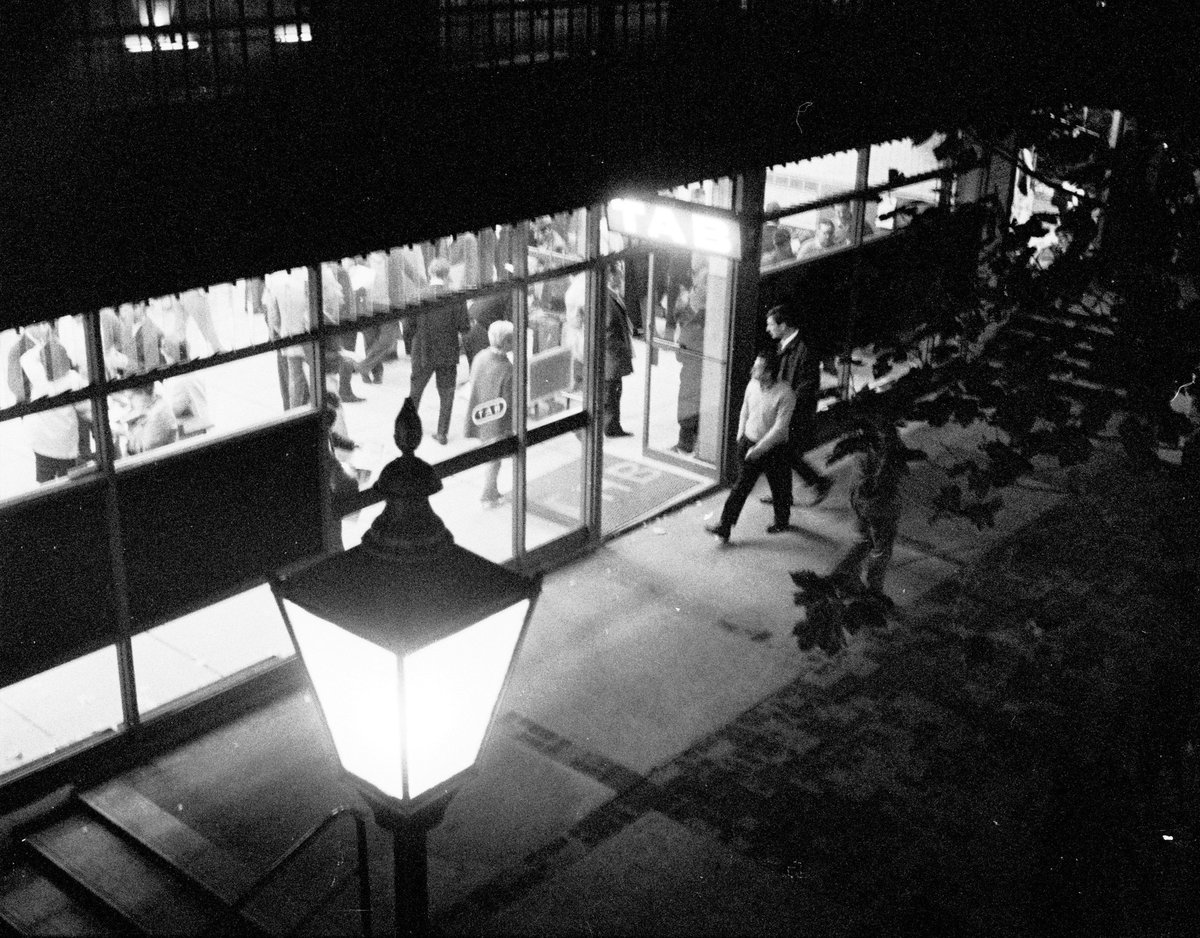 68-07 Kings Cross Village at night 2 Sydney1968