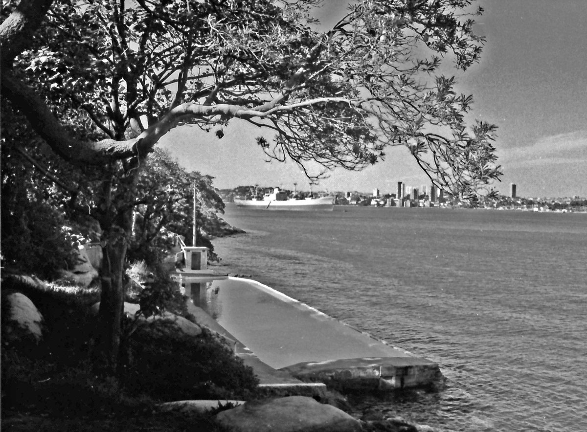 70-4 26 Cremorne Point, Sydney, Australia 1970