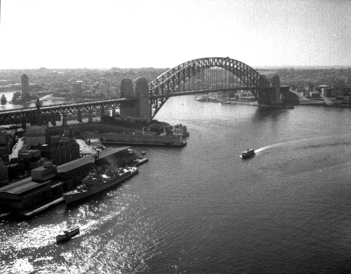 69-04 AMP building 01, Sydney 1969, Sydney Harbour