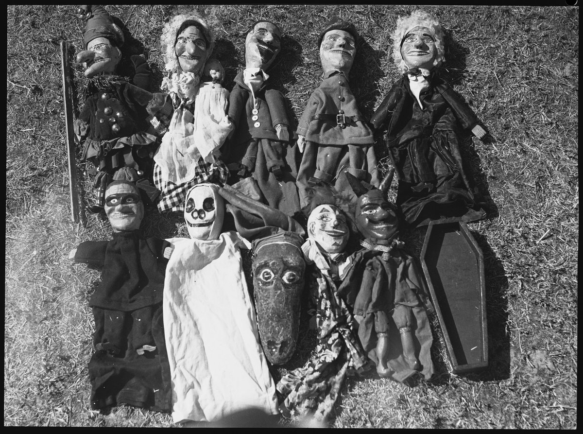 Punch and Judy 1940 V1-FL9618977, Sydney