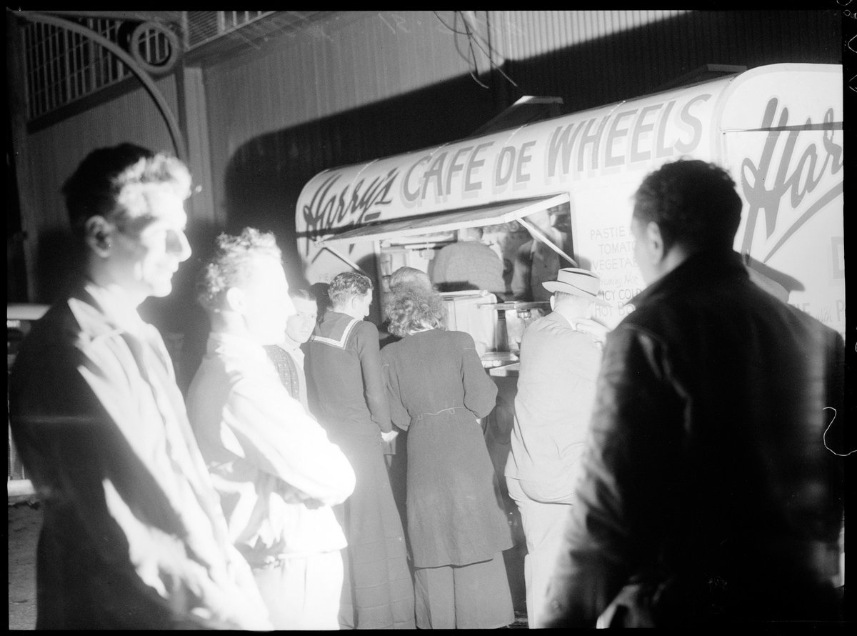 Harry's Cafe 1948, Woolloomooloo (1949)