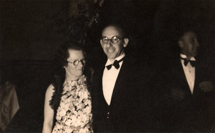 Violet McKenzie and husband Cecil McKenzie, Sydney (c. 1935)