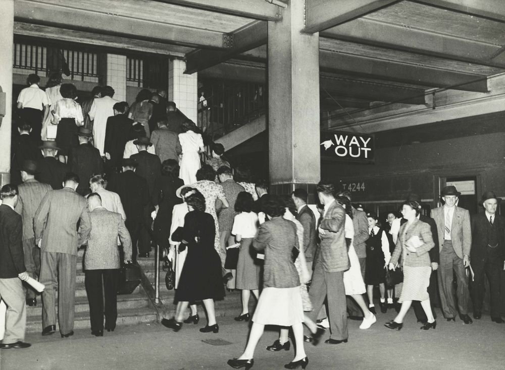 All out, all change! Wynyard, 1948, Sydney city centre (c. 1948)