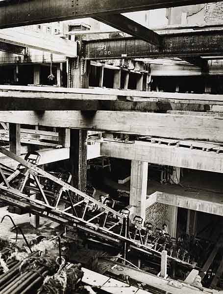 Installing escalators at Wynyard, Sydney city centre (1930)