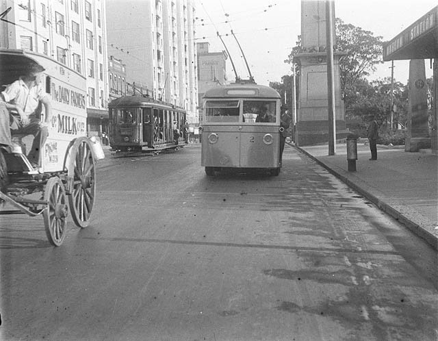 Sydney trolleybus number 2 - ca. 1930s, Sydney city centre