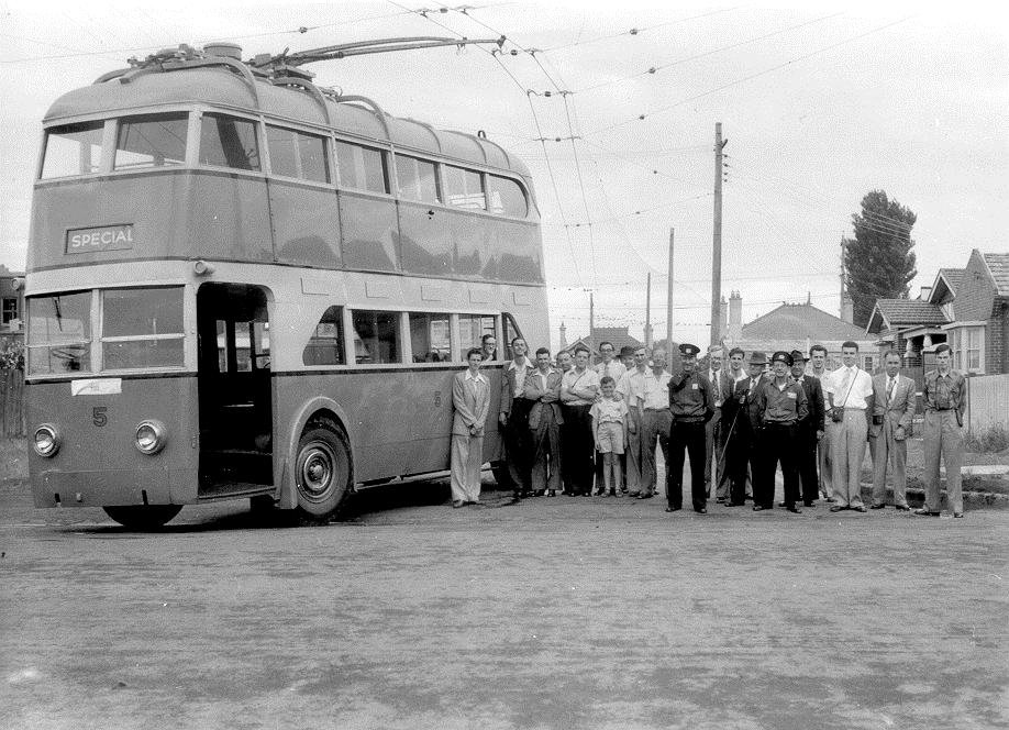 Sydney trolleybus number 5 - 1953, Potts Point