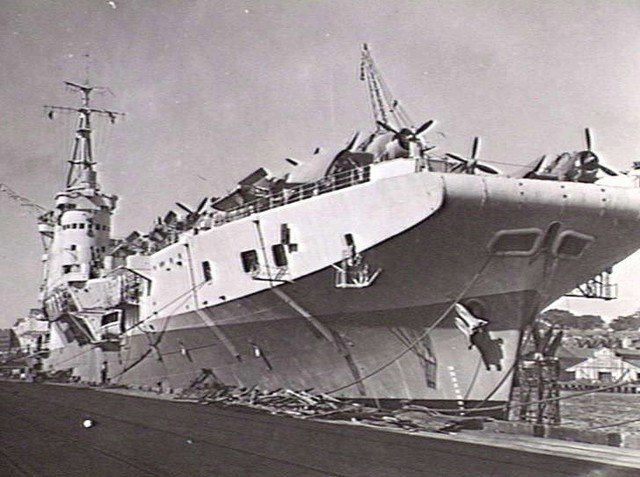 HMS Pioneer in Sydney in January 1946, Pyrmont
