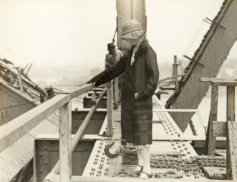 Mrs J.J.C. Bradfield, Sydney Harbour Bridge (1931)