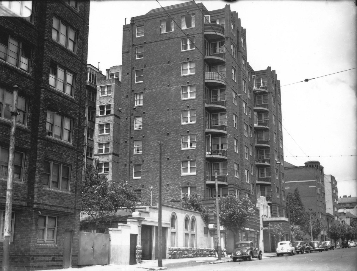 Macleay Street, Potts Point (NSW) (c. 1949)