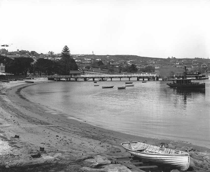 View of Watsons Bay showing the ferry wharf and the vessel Lady Hopetoun, c. 1909