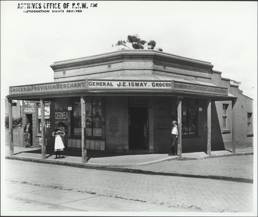 Store of J.E. Ismay, Newtown (c. 1900)