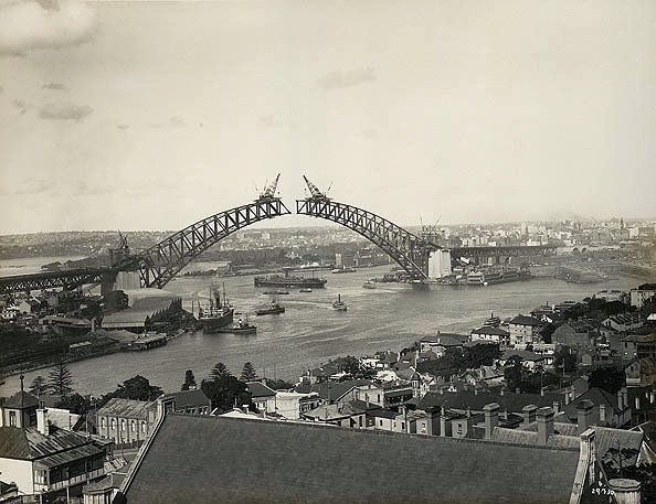 Sydney Harbour Bridge under construction (c. 1930)