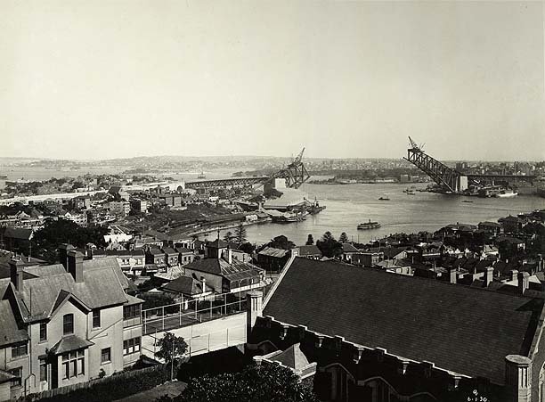 Sydney Harbour Bridge under construction (c. 1930)