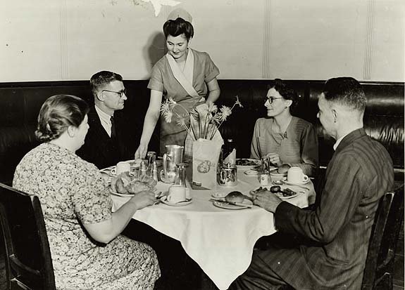 Railway Refreshment Room - Wynyard, Sydney city centre (1946)