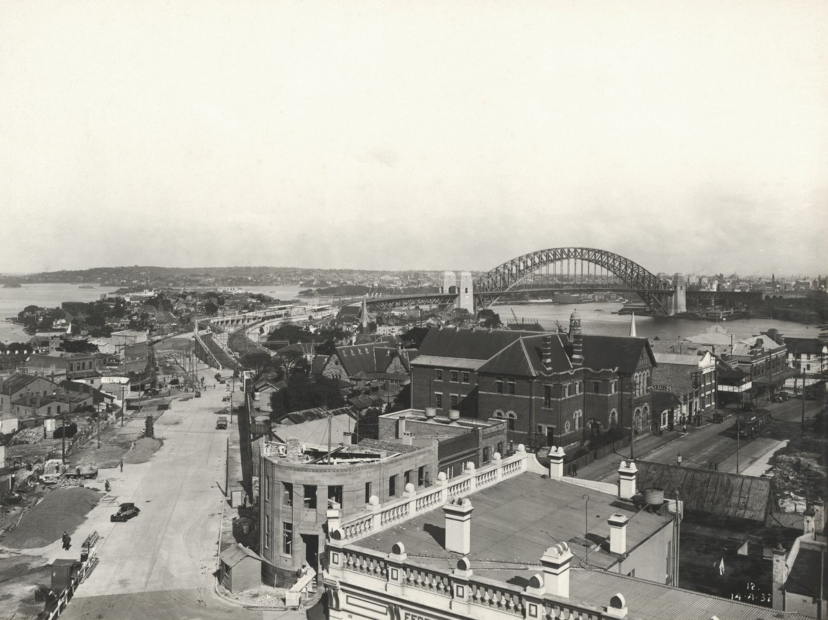 Extension of Junction St. to Lane Cove Road, Sydney Harbour (1932)