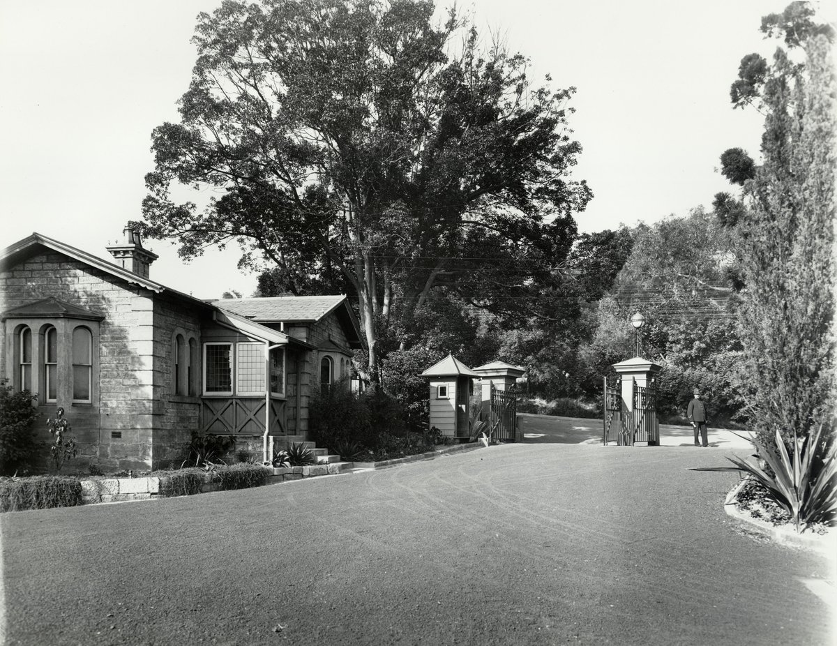 Cranbrook (private residence 1859-1900, residence of the NSW Governor 1900-1917, now Cranbrook School) - entrance gates, Bellevue Hill (NSW) (1859–1917)