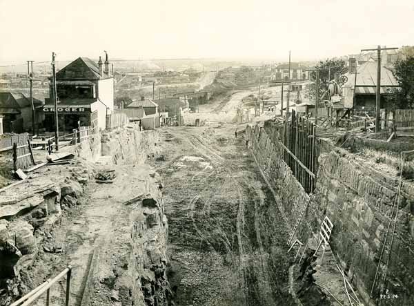 Looking towards Bay Road, Sydney, Waverton (1924)