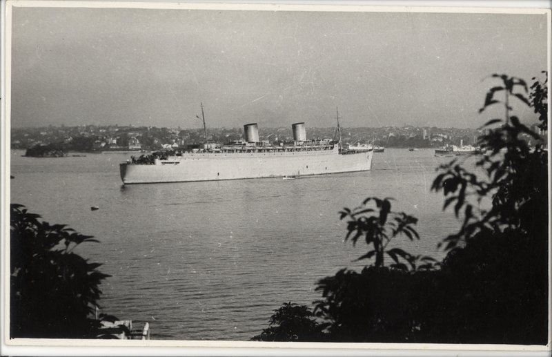 HMT Queen Elizabeth, Sydney Harbour, between 1940-1945 (1940–45)