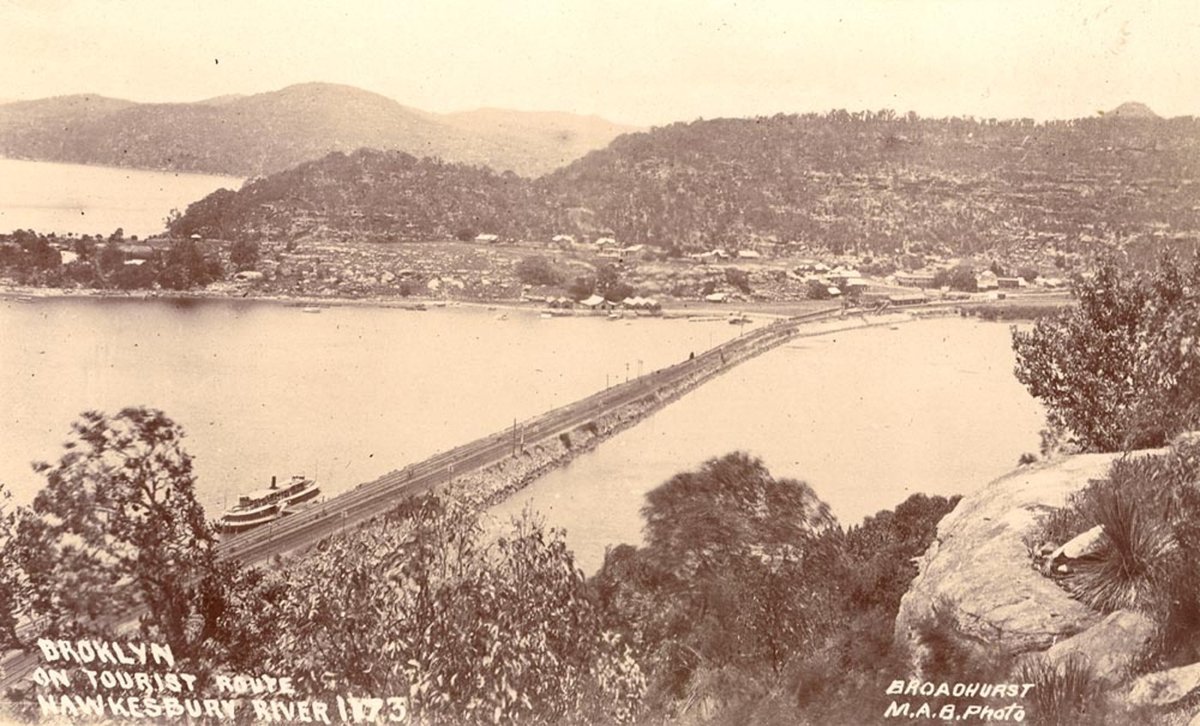 Brooklyn on Tourist Route Hawkesbury River (1900–27)