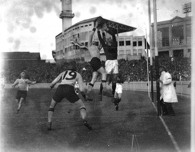 1933 Australian Rules Football National Carnival 05129r, Moore Park