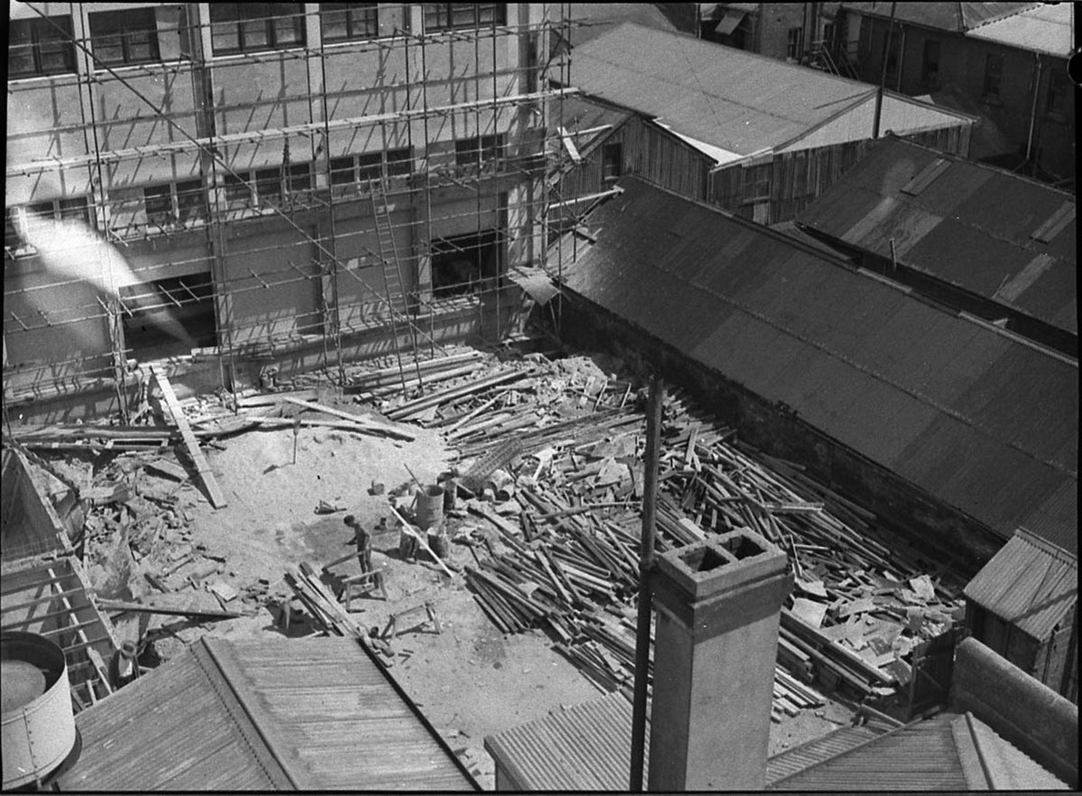 Blitz in Bolton Street (1956)
