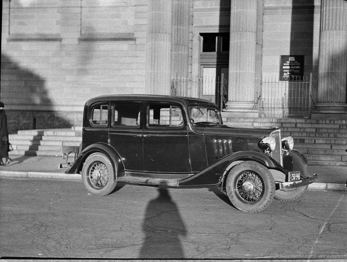 193334 Chevrolet car taken for Liberty Motors (1937)