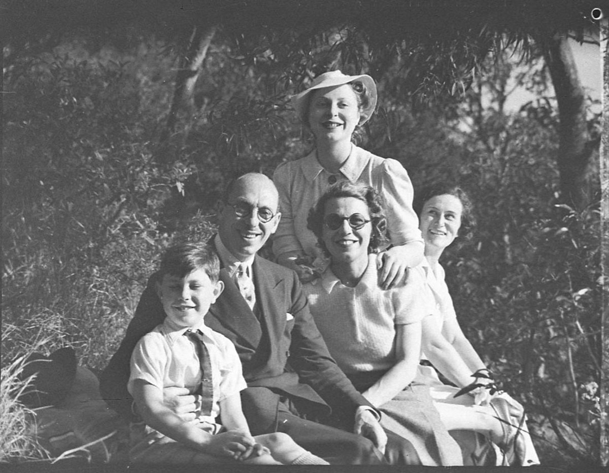 Actor George Gee and family (1938)