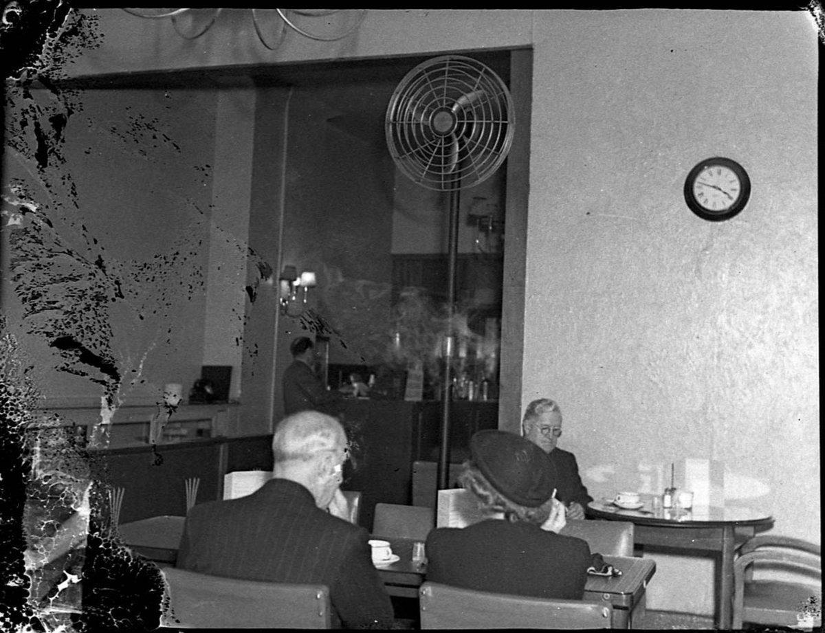 Air circulator at GG Cafe taken for Duval Advertising (1947)