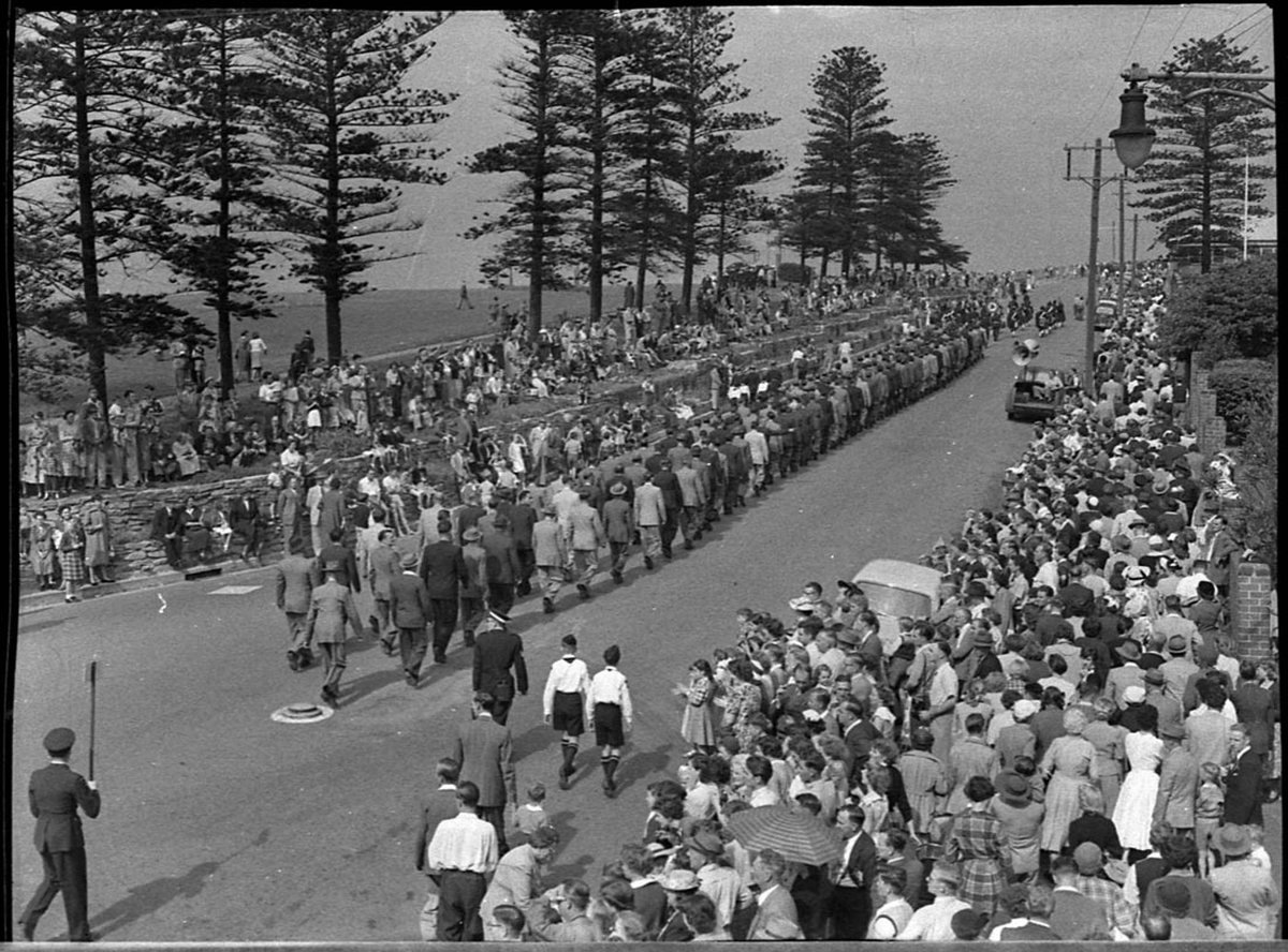 Anzac Day march, 1955