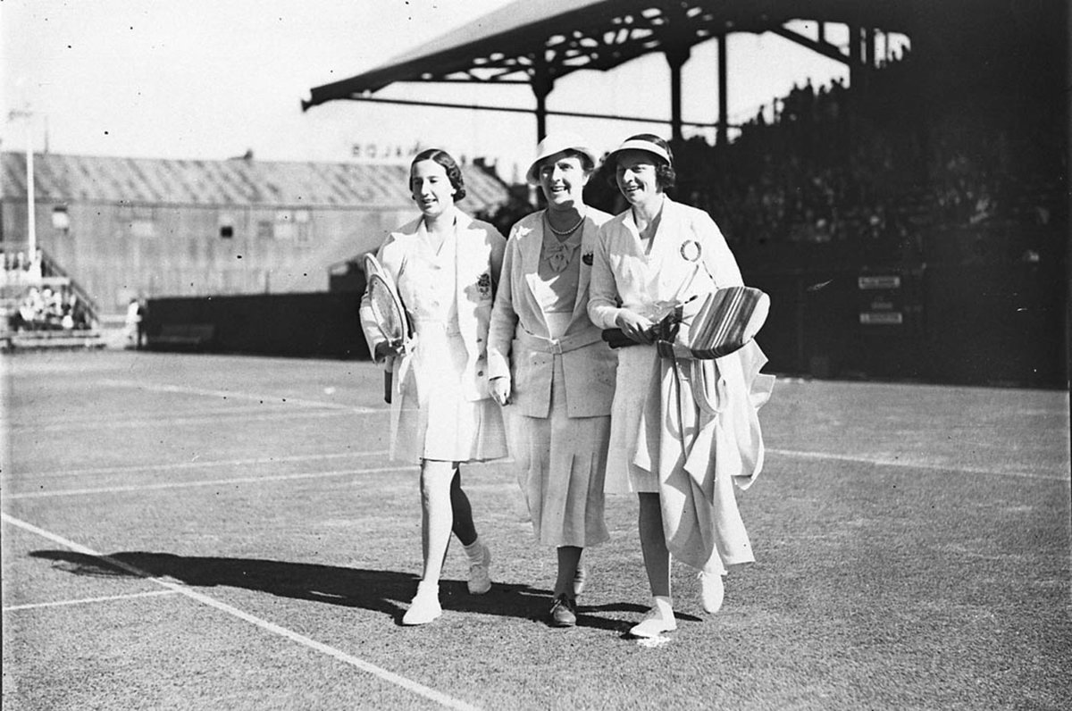 Bickerton and Round and official Floris Conway GB v Australia series 1934