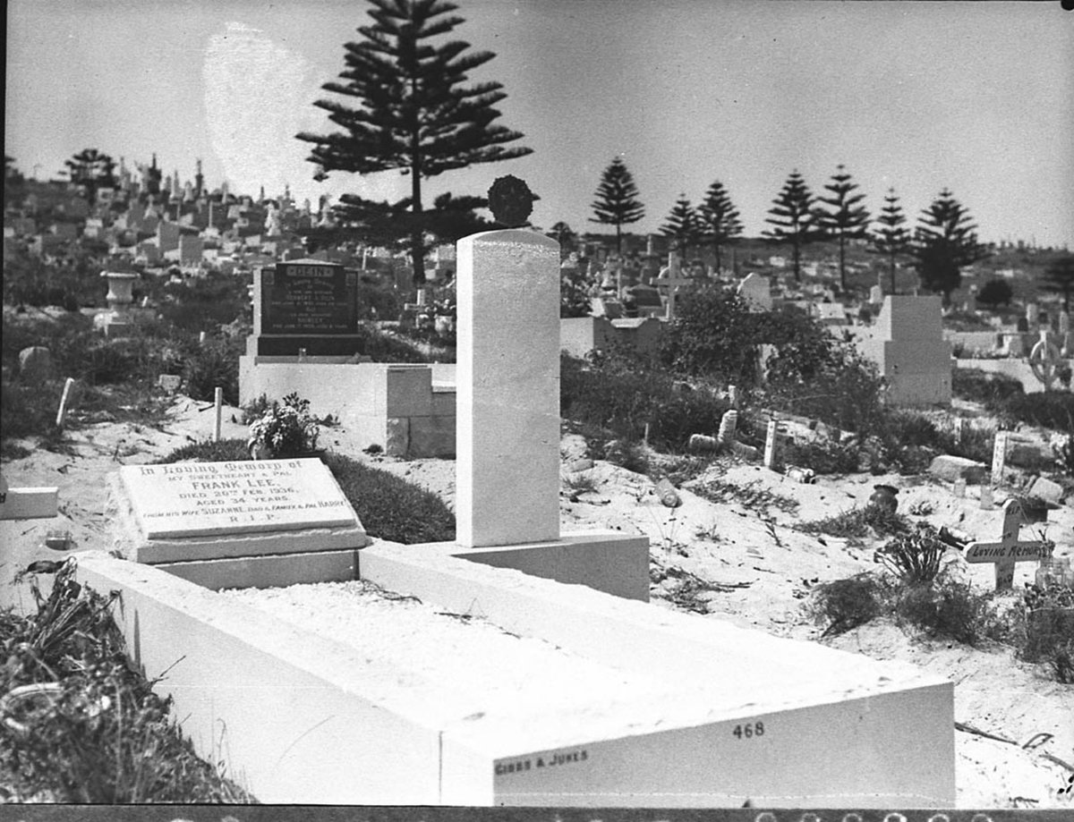 Botany cemetery Chester Morris grave (1936)