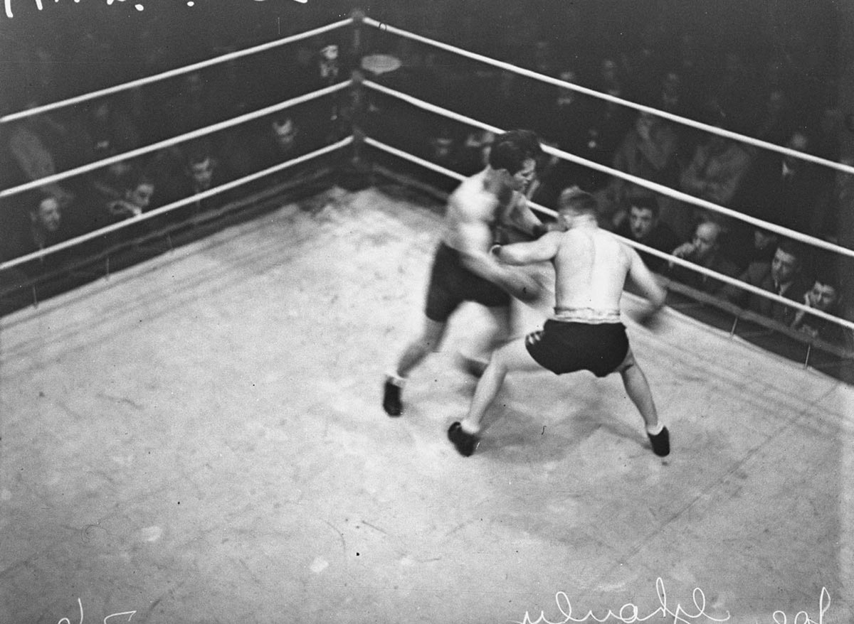 Boxing at Sydney Stadium Jim Kelso v Joe Ghnouly (1934)