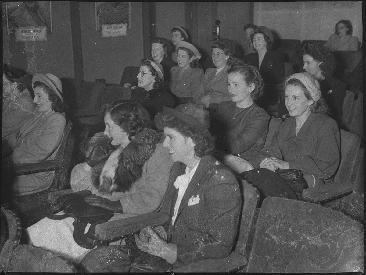 Brides session (1948)