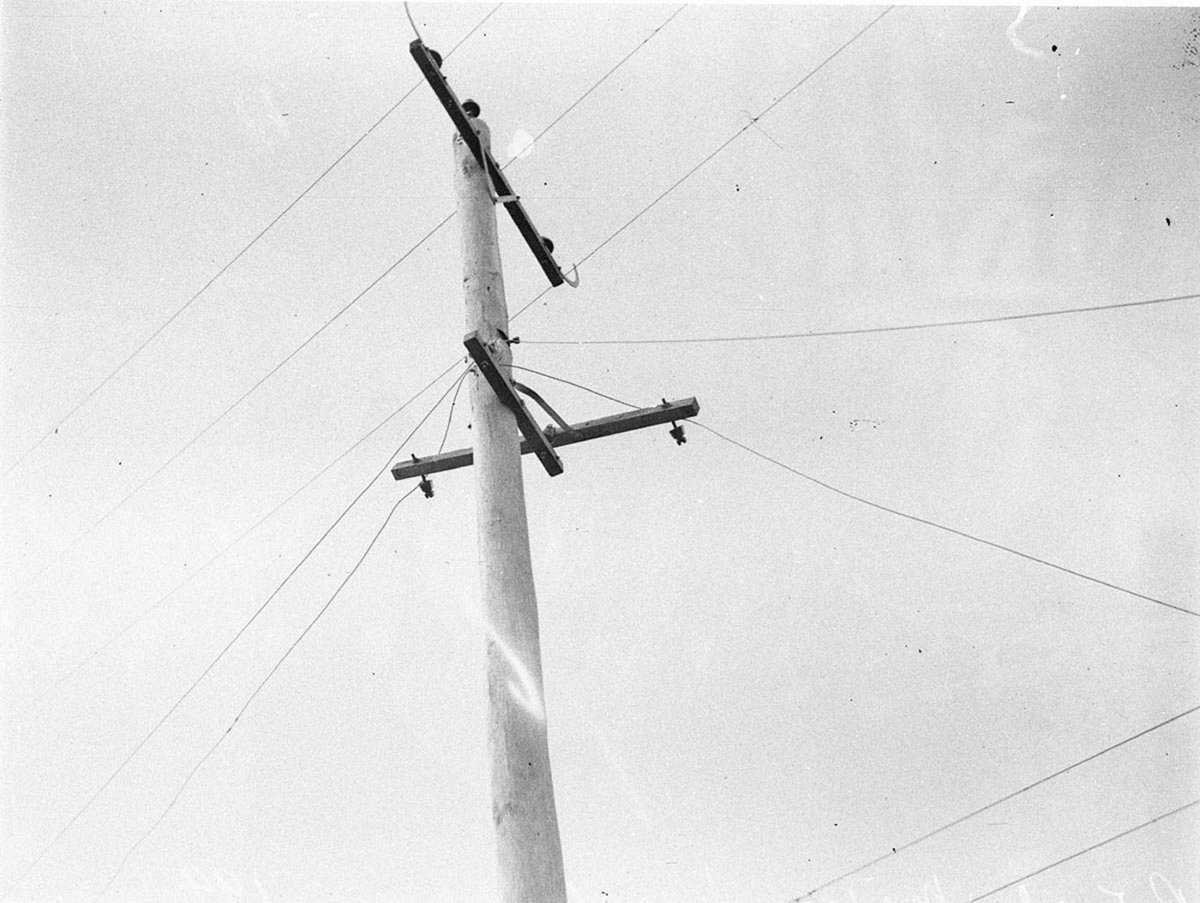 Broken power wires (c. 1929)
