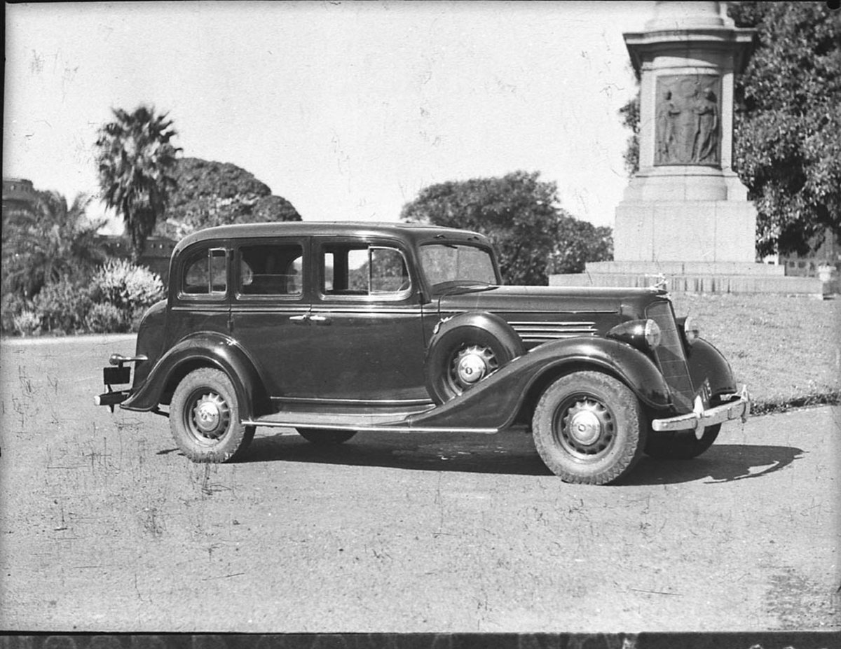 Buick sedan taken for Liberty Motors (1938)