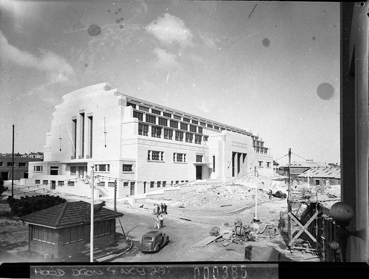 Building the Commemorative Pavilion at the Showground, Moore Park (1938)